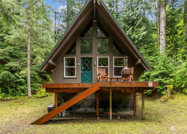 Property at 86919 NE 122nd St, Skykomish, WA 98288, 2 beds, 1.5 baths