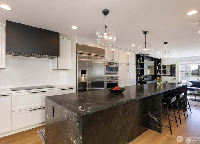 Property at 1222 E Fir St Unit A, Seattle, WA 98122, 3 beds, 2.5 baths