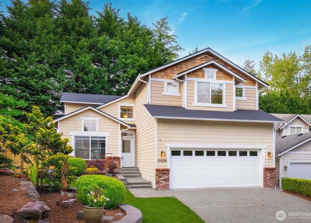 Property at 10820 NE 144th Ct, Kirkland, WA 98034, 4 beds, 2.5 baths