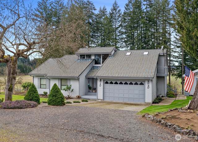 Property at 221 Diekman Rd, Chehalis, WA 98532, 4 beds, 4 baths