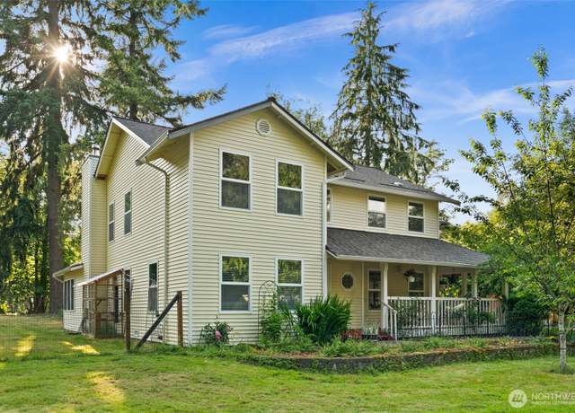 Property at 30427 Ave SE 204th, Kent, WA 98042, 4 beds, 2.5 baths