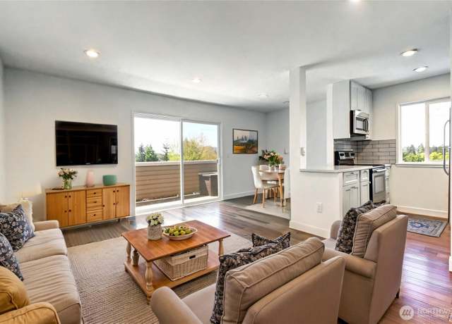 Property at 12429 NE 130th Ct Unit G201, Kirkland, WA 98034, 2 beds, 1 bath