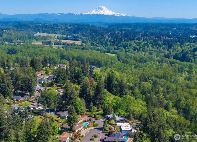 Property at 10704 SE 326th Pl, Auburn, WA 98092, 3 beds, 2 baths