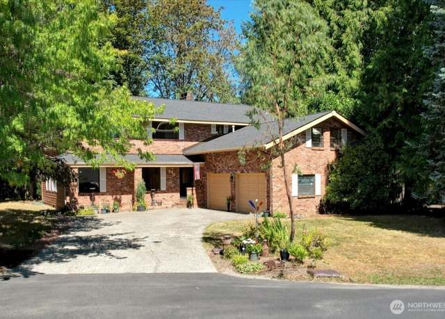 Property at 680 SE Prospect St, Chehalis, WA 98532, 5 beds, 2.5 baths