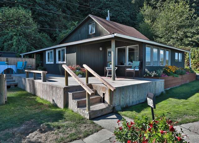 Property at 6076 Brighton Boardwalk, Clinton, WA 98236, 2 beds, 1 bath