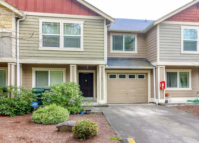Property at 17703 E 79th Ct, Puyallup, WA 98375, 3 beds, 2.5 baths