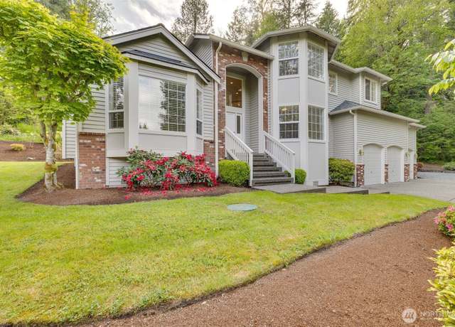 Property at 3504 107th Dr SE, Lake Stevens, WA 98258, 4 beds, 2.5 baths