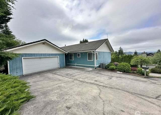 Property at 130 Northridge Dr, Centralia, WA 98531, 3 beds, 2.5 baths