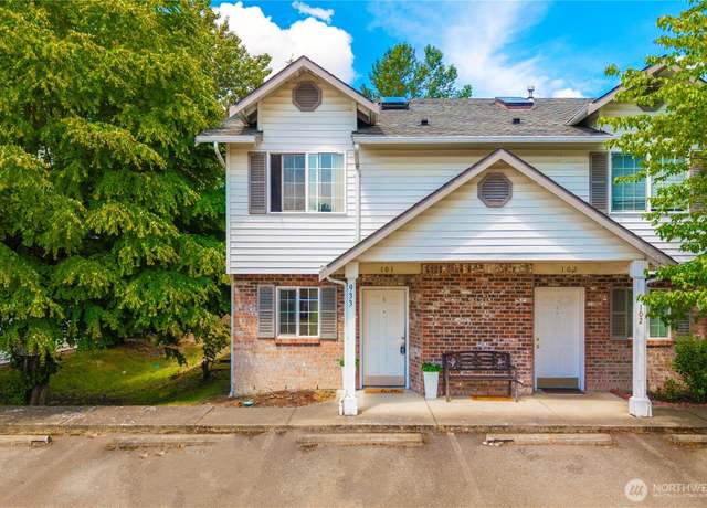 Property at 933 4th Ave N #101, Kent, WA 98032, 2 beds, 2.5 baths