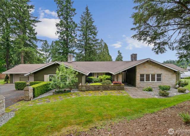 Property at 10917 Lagoon Ln S, Lakewood, WA 98498, 4 beds, 3 baths