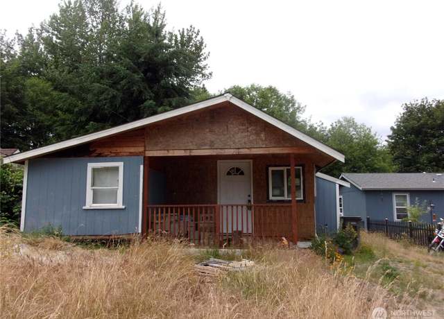 Property at 3967 Division Ave W, Bremerton, WA 98312, 3 beds, 1 bath