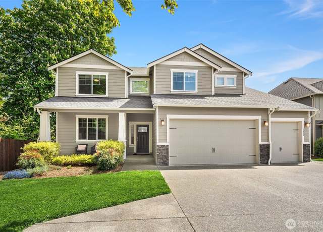 Property at 18318 SE 244th St, Covington, WA 98042, 4 beds, 2.5 baths
