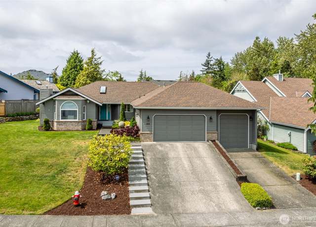Property at 805 E Pacificview Dr, Bellingham, WA 98229, 3 beds, 2 baths
