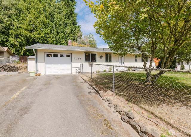 Property at 7029 Parkdale Dr NW, Bremerton, WA 98311, 3 beds, 1.5 baths