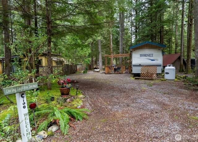 Property at 2 3 Schinn Canyon Cir, Deming, WA 98244, 1 bed, 1 bath
