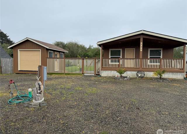 Property at 137 Frigate St NW, Ocean Shores, WA 98569, 2 beds, 2 baths
