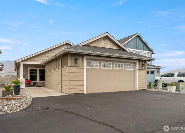 Property at 2452 NW Columbia Ave #22, East Wenatchee, WA 98802, 3 beds, 2 baths