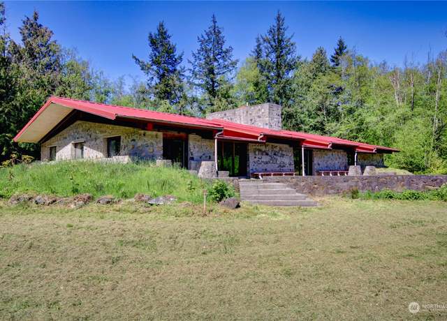 Property at 13709 Rector Rd, Bow, WA 98232, 4 beds, 2.5 baths
