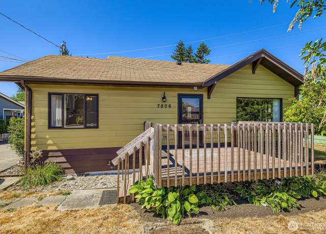 Property at 7806 Beverly Blvd, Everett, WA 98203, 3 beds, 2 baths
