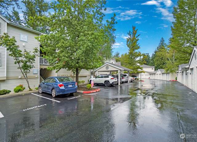 Property at 1688 118th Ave SE Unit B205, Bellevue, WA 98005, 2 beds, 2 baths