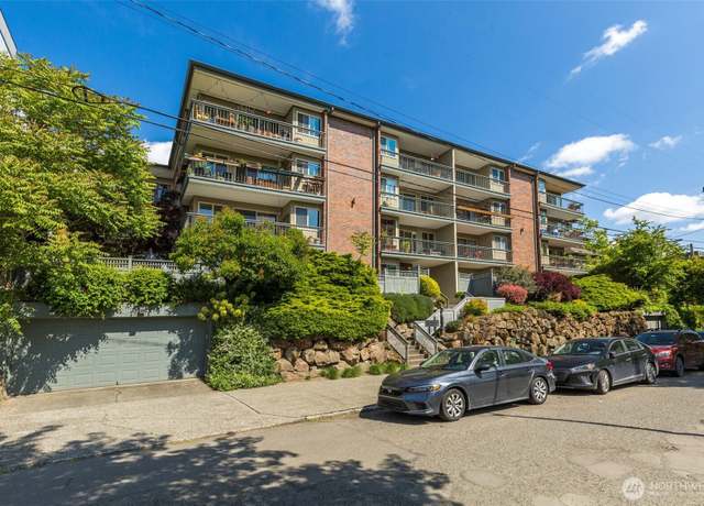 Property at 732 11th Ave E #202, Seattle, WA 98102, 2 beds, 1 bath