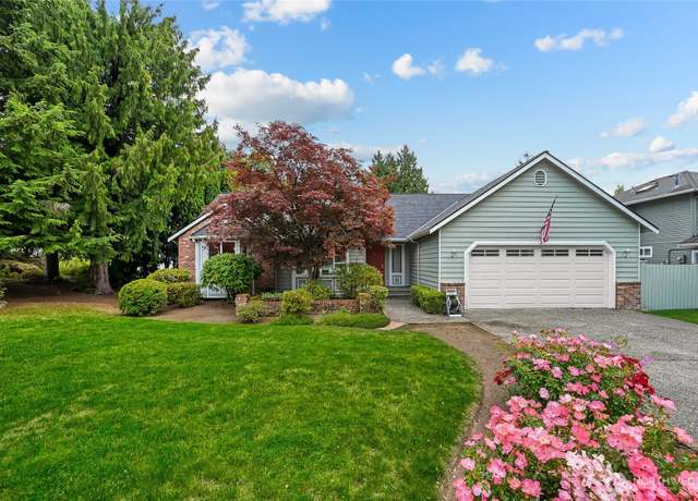 Property at 24225 15 Pl SE, Bothell, WA 98021, 3 beds, 2 baths