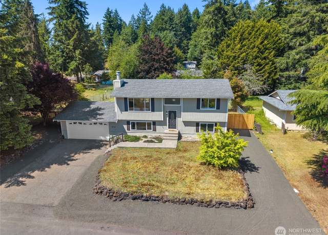 Property at 8514 9th Way SE, Olympia, WA 98513, 3 beds, 2 baths