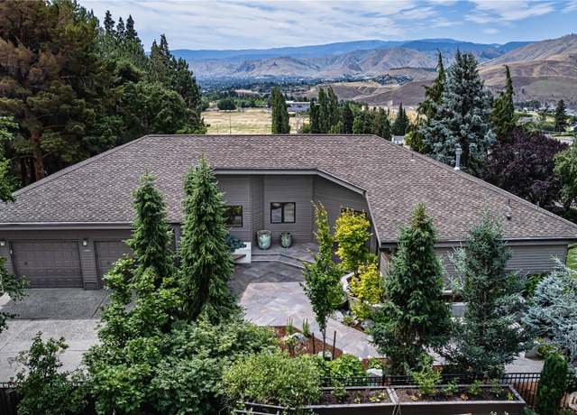 Property at 423 Lombard Ln, Wenatchee, WA 98801, 4 beds, 3 baths