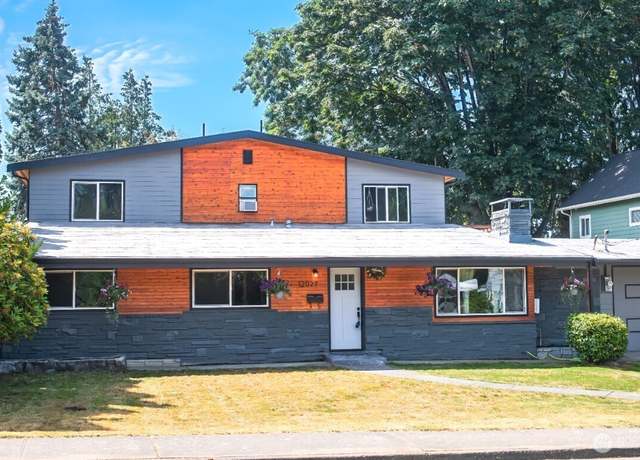 Property at 12027 78th Ave S, Seattle, WA 98178, 6 beds, 3 baths