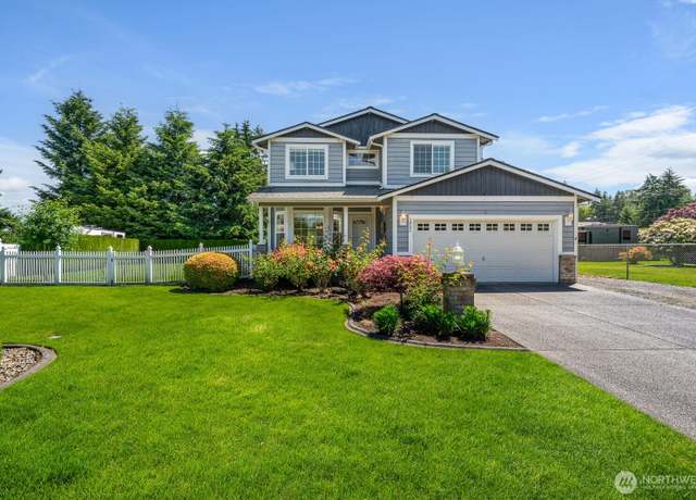 Property at 1921 12th Ave SE, Puyallup, WA 98372, 4 beds, 3 baths