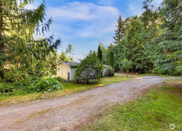Property at 5888 Mt Baker Hwy, Deming, WA 98244, 3 beds, 2 baths