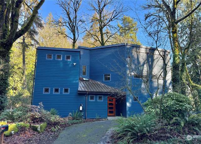 Property at 6520 E Mercer Way, Mercer Island, WA 98040, 3 beds, 2 baths