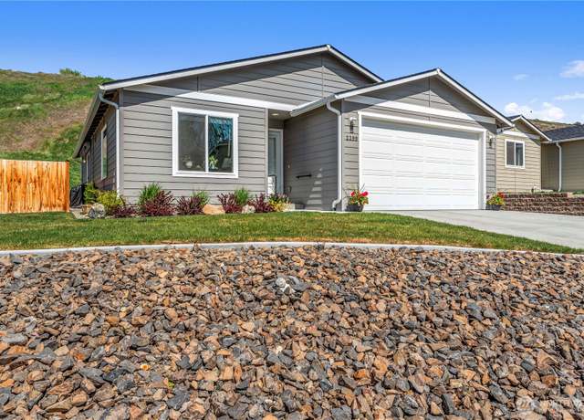 Property at 2399 SE Sage Brooke Rd, East Wenatchee, WA 98802, 3 beds, 2 baths