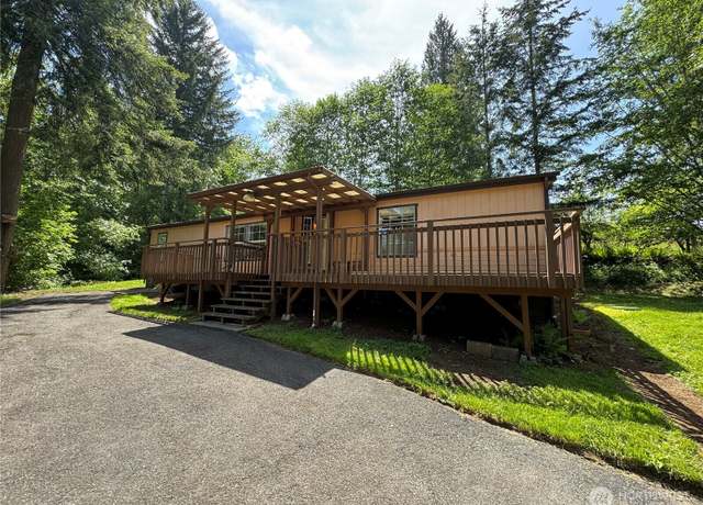 Property at 1891 Spirit Lake Hwy, Castle Rock, WA 98611, 3 beds, 2 baths