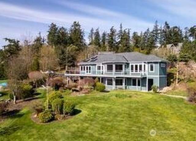 Property at 6065 Central Ave, Anacortes, WA 98221, 4 beds, 3.5 baths