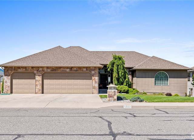 Property at 1552 Huntwood Ln, East Wenatchee, WA 98802, 5 beds, 3.5 baths