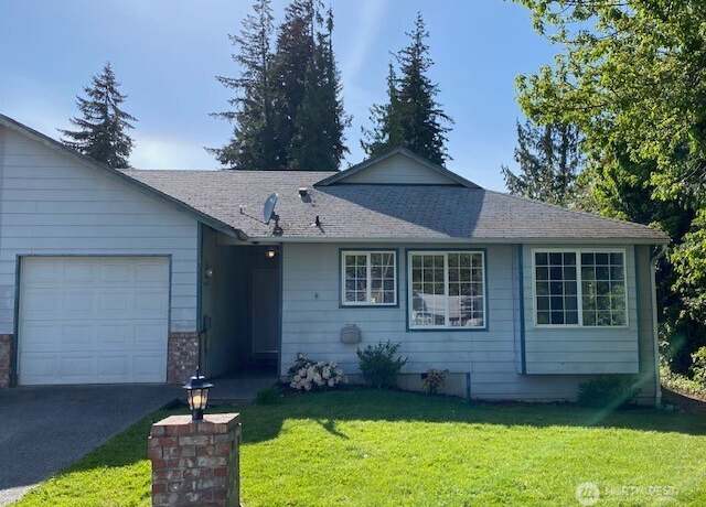 Property at 517 Forest Park St, Port Orchard, WA 98366, 3 beds, 1.5 baths