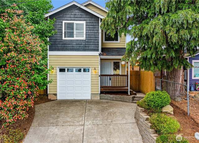 Property at 1325 Marguerite Ave, Bremerton, WA 98337, 3 beds, 2.5 baths