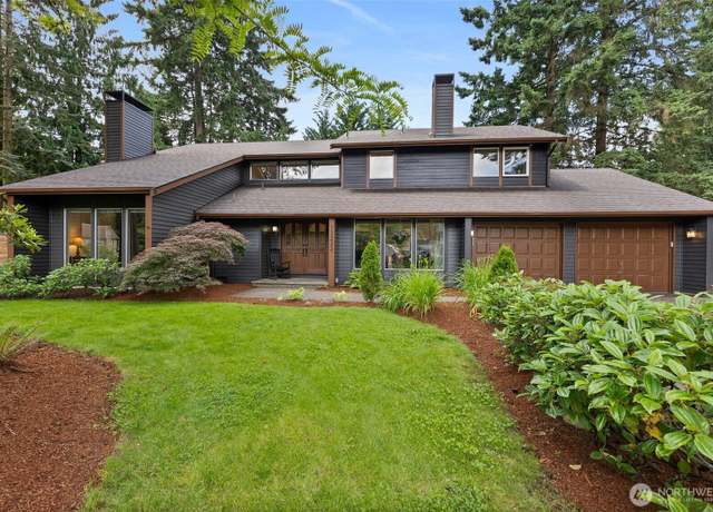 Property at 13222 76th Avenue Ct E, Puyallup, WA 98373, 4 beds, 2.5 baths