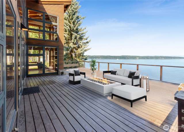 Property at 9913 Point View St NE, Olympia, WA 98516, 3 beds, 3.5 baths