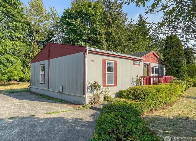 Property at 31600 126th Ave SE Unit E16, Auburn, WA 98092, 4 beds, 2 baths