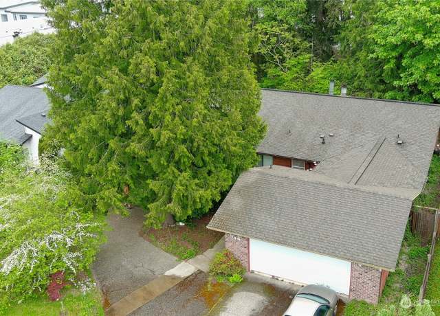 Property at 712 714 142nd Pl SE, Bellevue, WA 98007, 5 beds, 3 baths