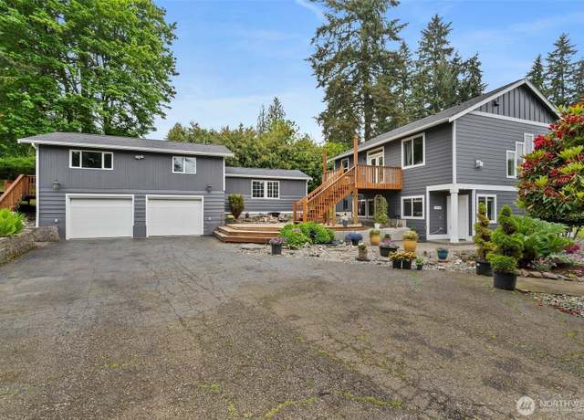 Property at 6818 124th St E, Puyallup, WA 98373, 3 beds, 2.5 baths