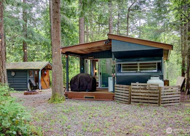 Property at 14 5 Big River Blvd, Deming, WA 98244, 1 bed, 1 bath
