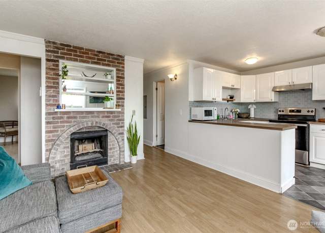 Property at 1020 S 230th St #107, Des Moines, WA 98198, 2 beds, 1 bath