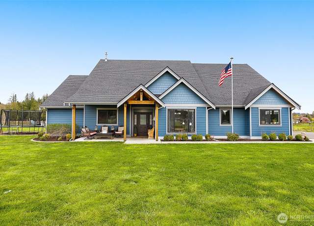 Property at 611 300th St NE, Stanwood, WA 98292, 4 beds, 3.5 baths
