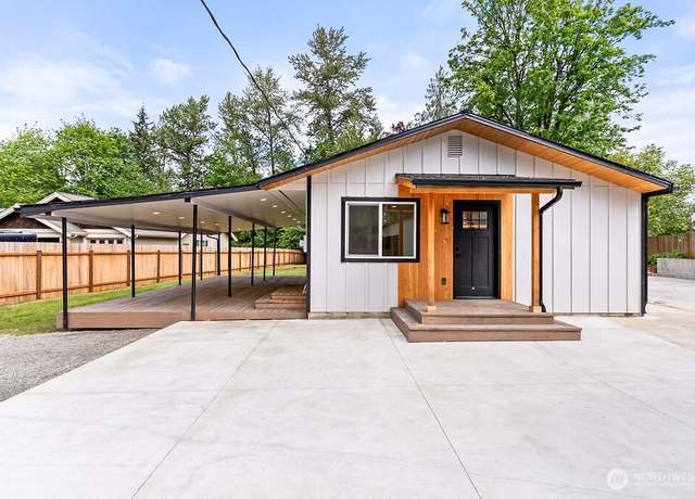 Property at 24212 SE 223rd St, Maple Valley, WA 98038, 3 beds, 2 baths