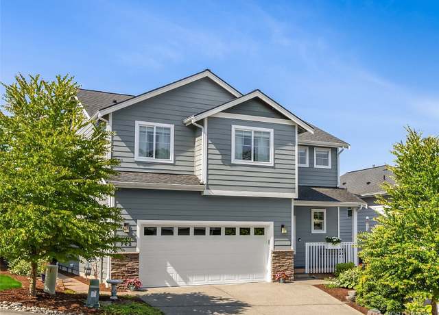 Property at 742 Freedom Ct SE, Port Orchard, WA 98366, 4 beds, 3.5 baths