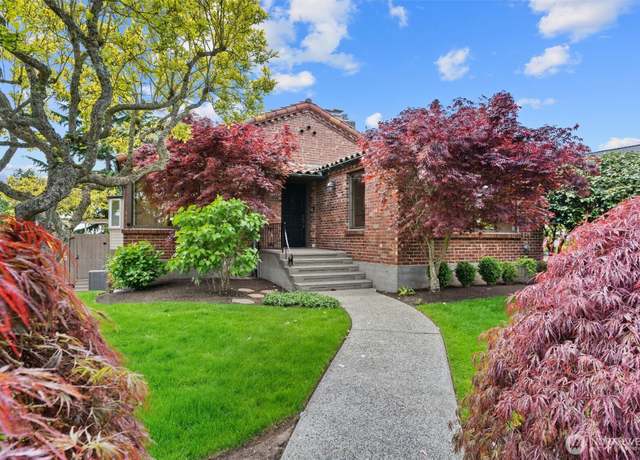 Property at 2501 W Crestmont Pl W, Seattle, WA 98199, 3 beds, 2 baths