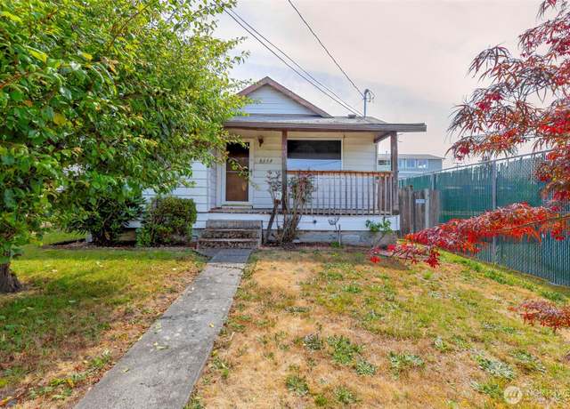 Property at 1112 Perry Ave, Bremerton, WA 98310, 2 beds, 1 bath